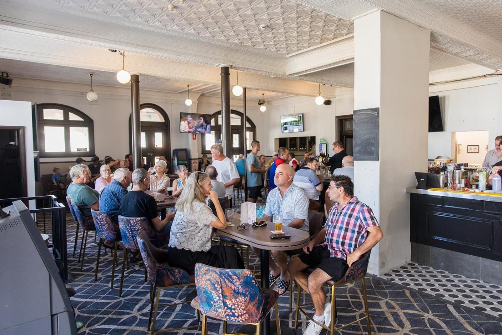 Bellbird Hotel Cessnock Extérieur photo