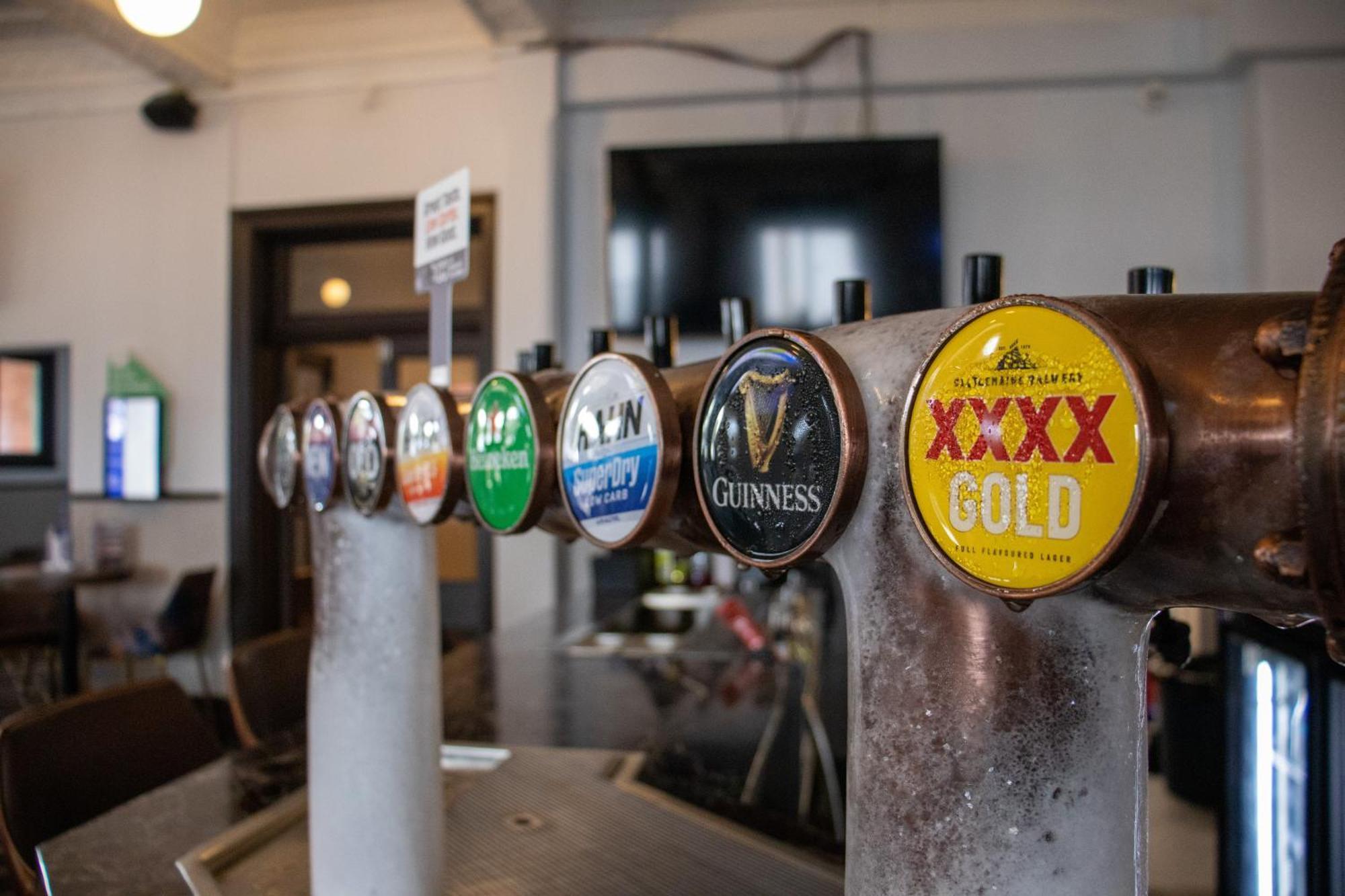 Bellbird Hotel Cessnock Extérieur photo