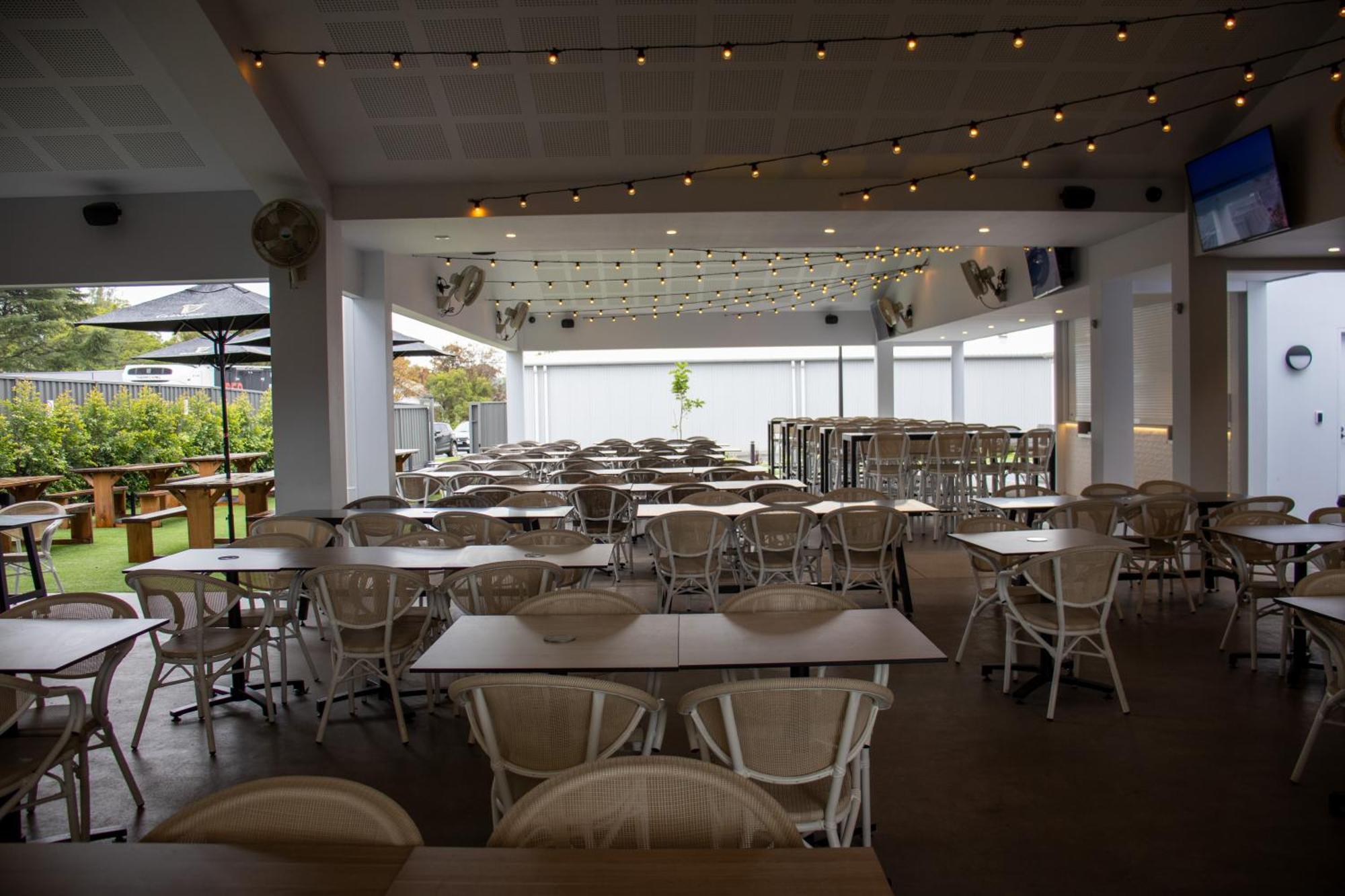 Bellbird Hotel Cessnock Extérieur photo